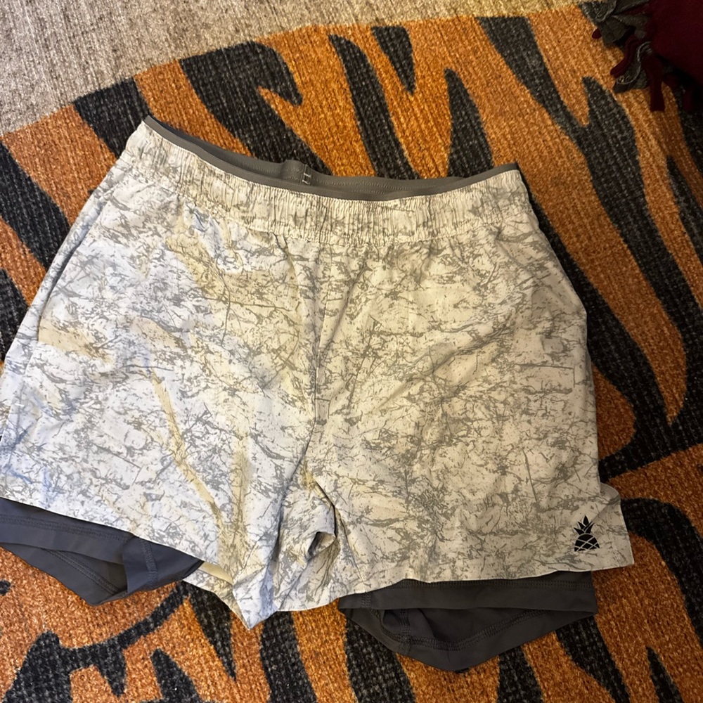 Chubbies Gray and White Patterned Shorts